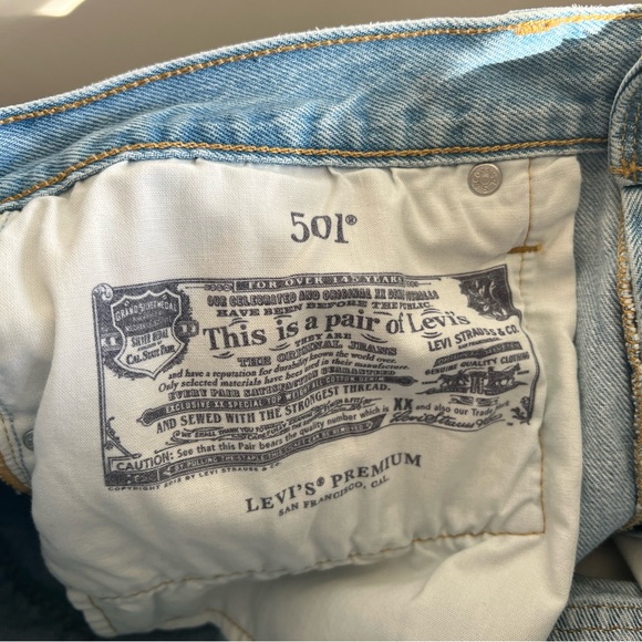 LEVI'S 501 ORIGINAL FIT HIGH RISE WOMEN'S SHORTS - Picture 4 of 4